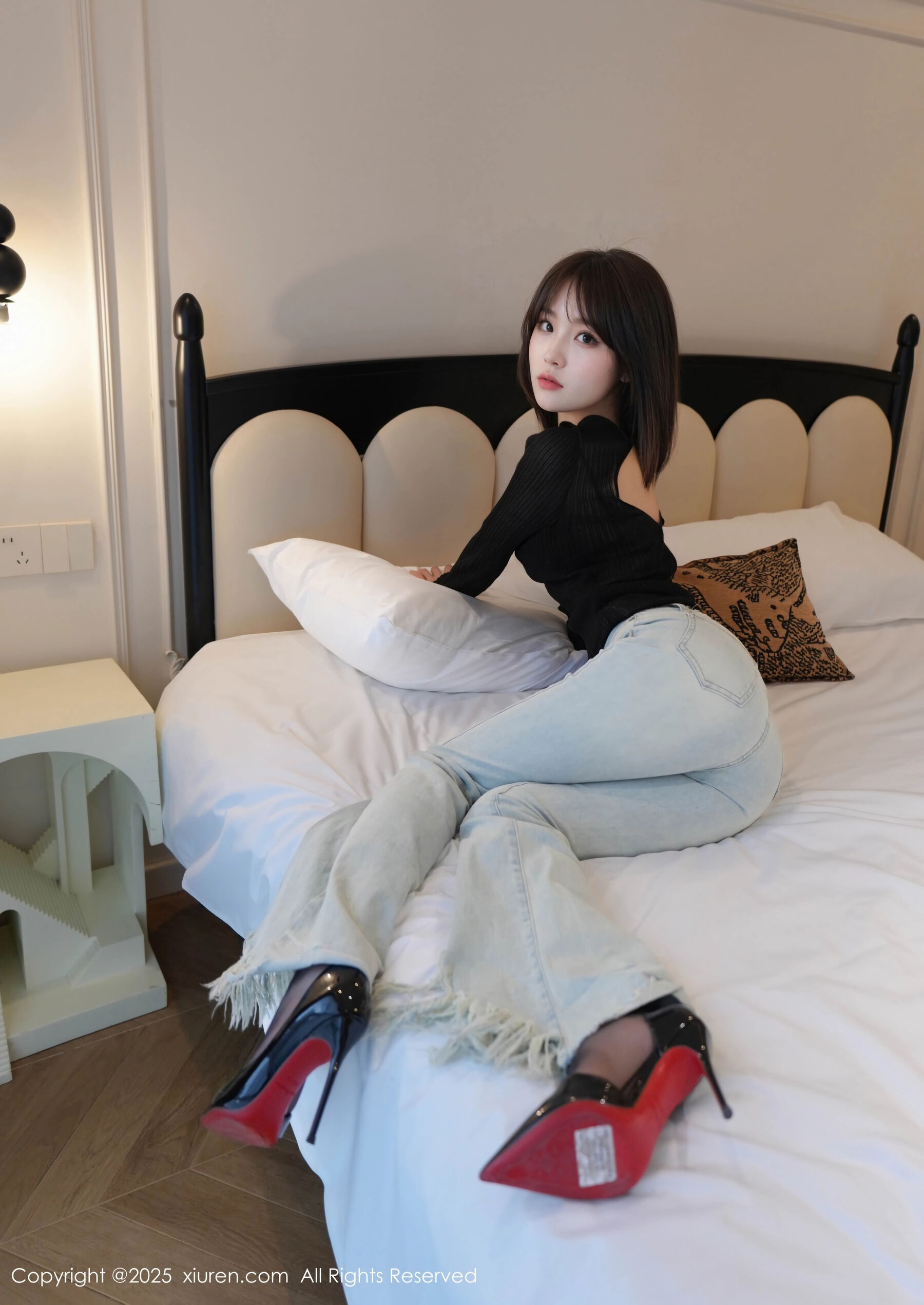 图片[3]-[Xiuren秀人网] 2025.06.06 NO.10374 汁汁[56P]-六色网