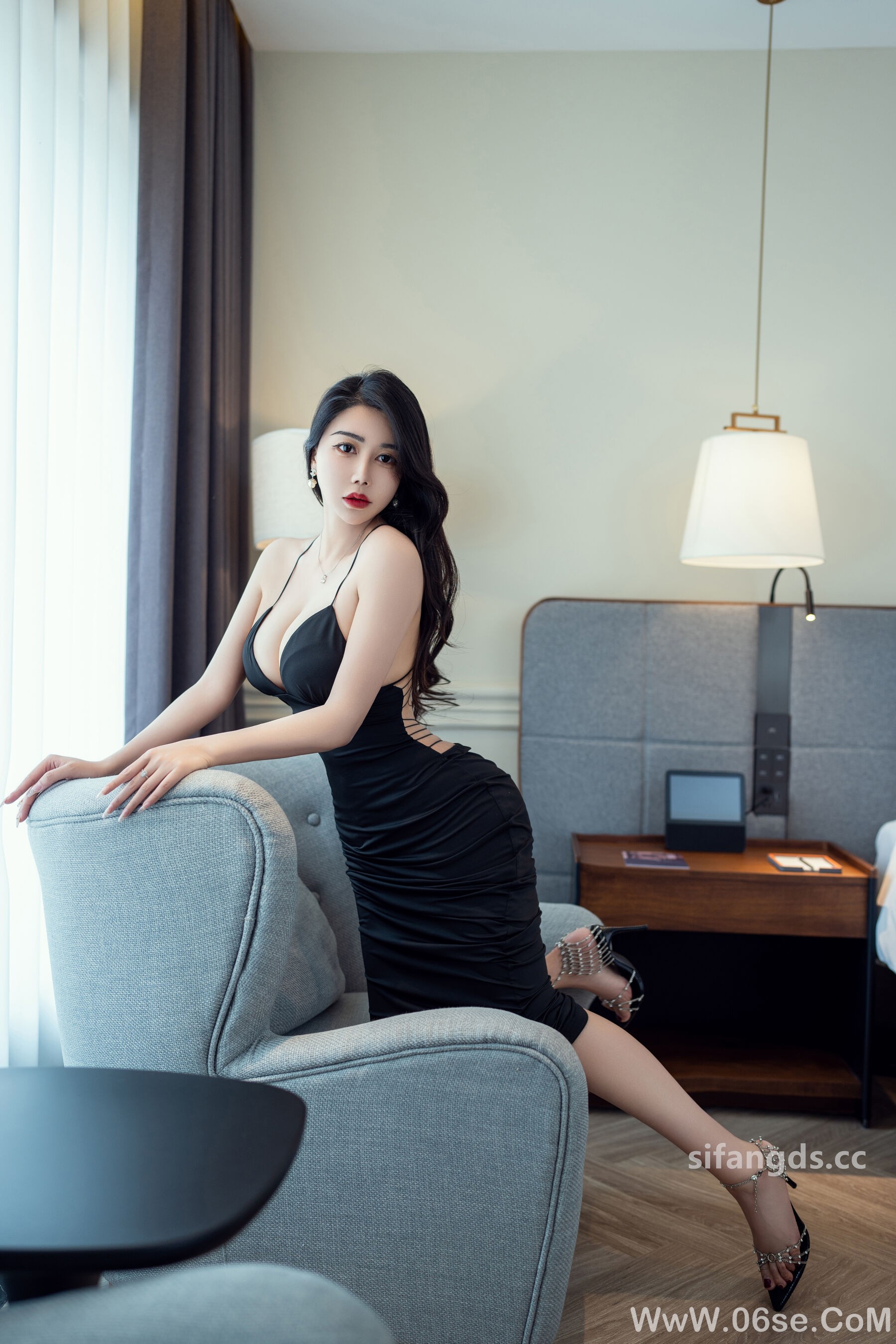 图片[5]-【私购流出】 NO.0240 李若汐《【私购流出】》[84P + 4V]-六色网