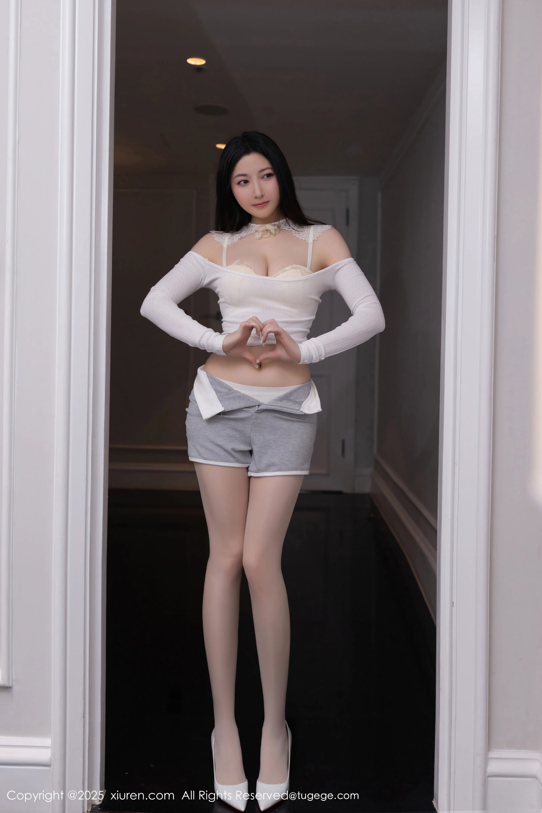 图片[32]-[Xiuren秀人网] 2025.05.09 NO.10261 鱼子酱Fish[81P]-六色网