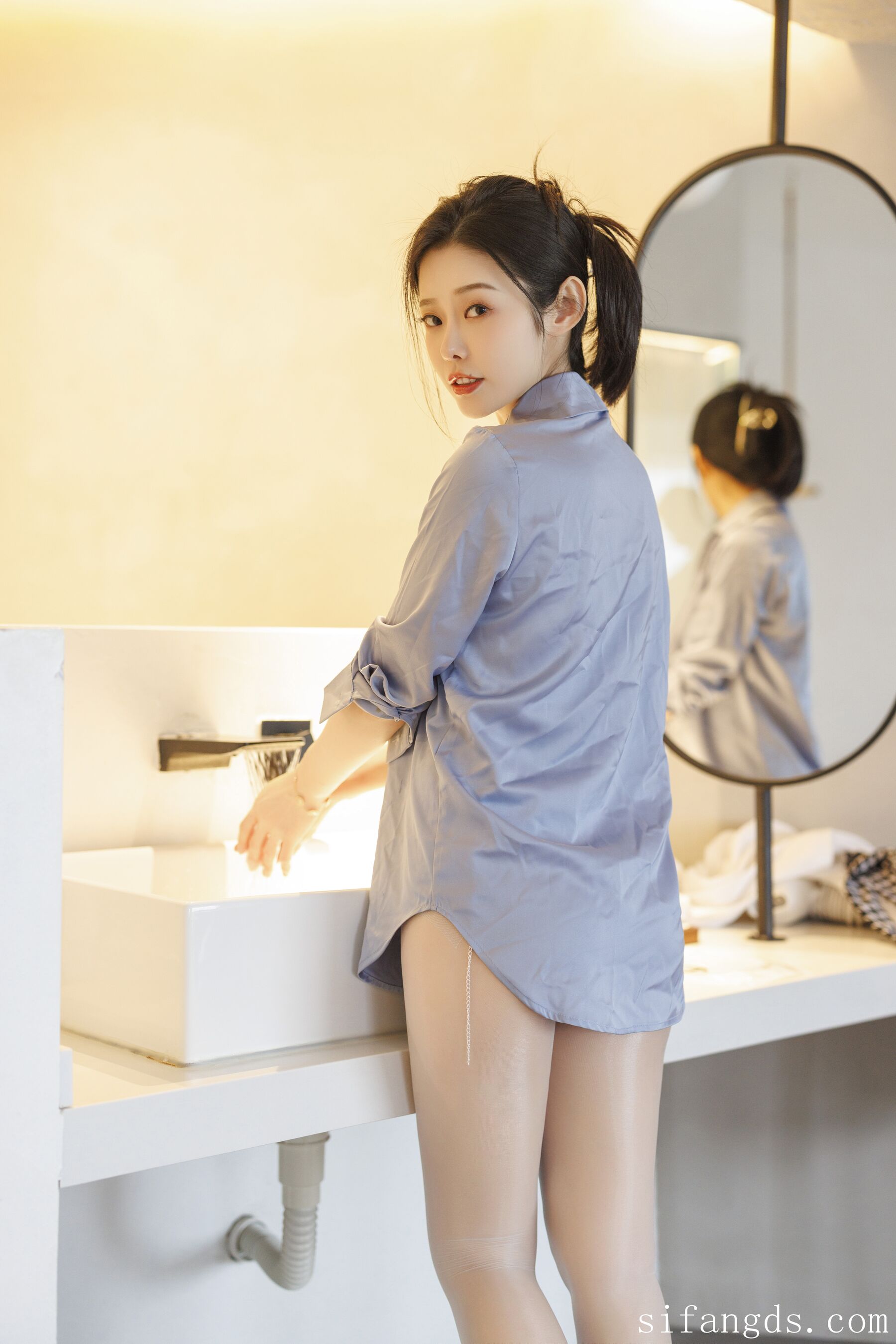 图片[7]-【私购流出】 luvian本能《原图流出》[50P]-六色网