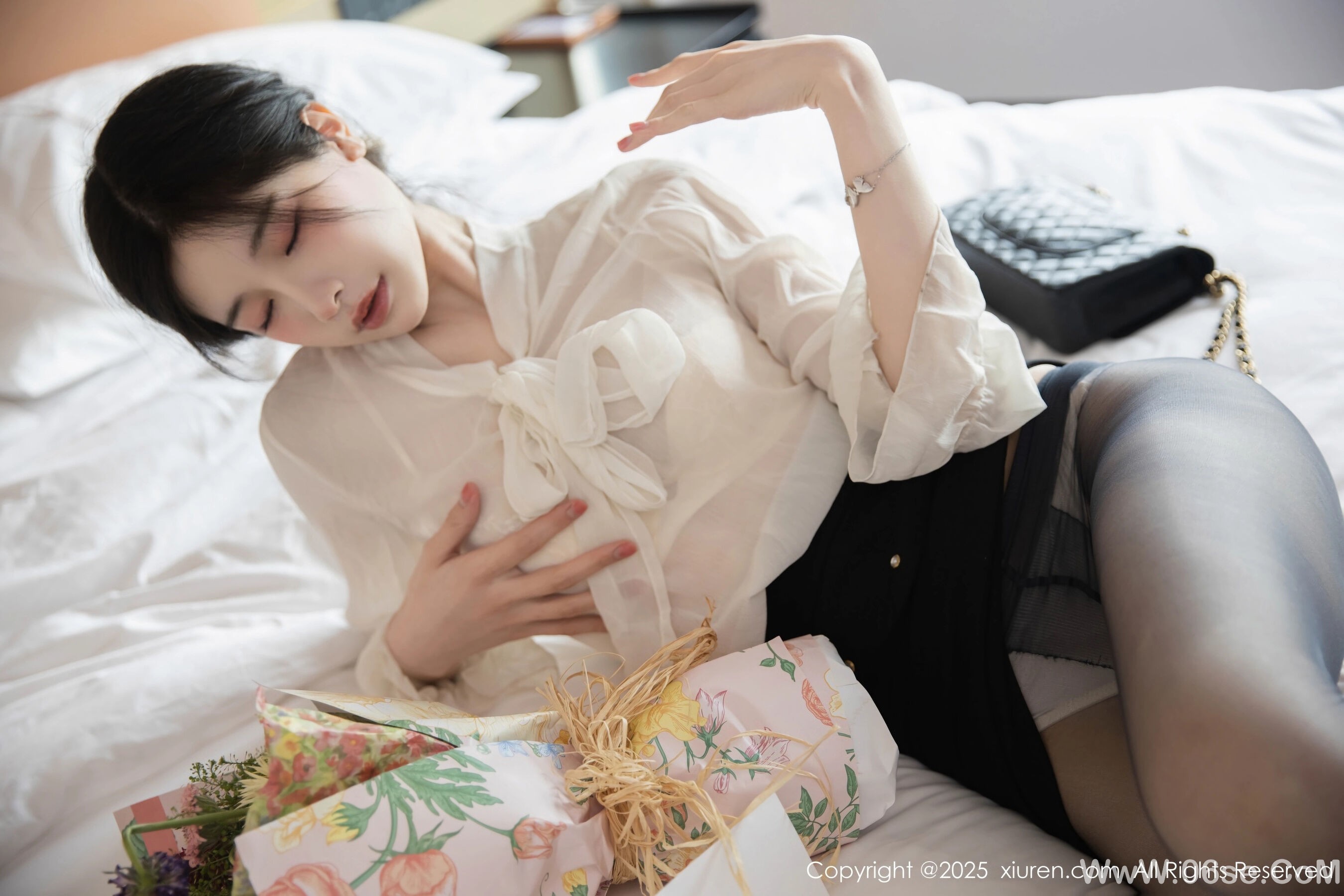 图片[17]-[Xiuren秀人网] 2025.05.23 NO.10319 橙子喵酱 布丁wow[81P]-六色网