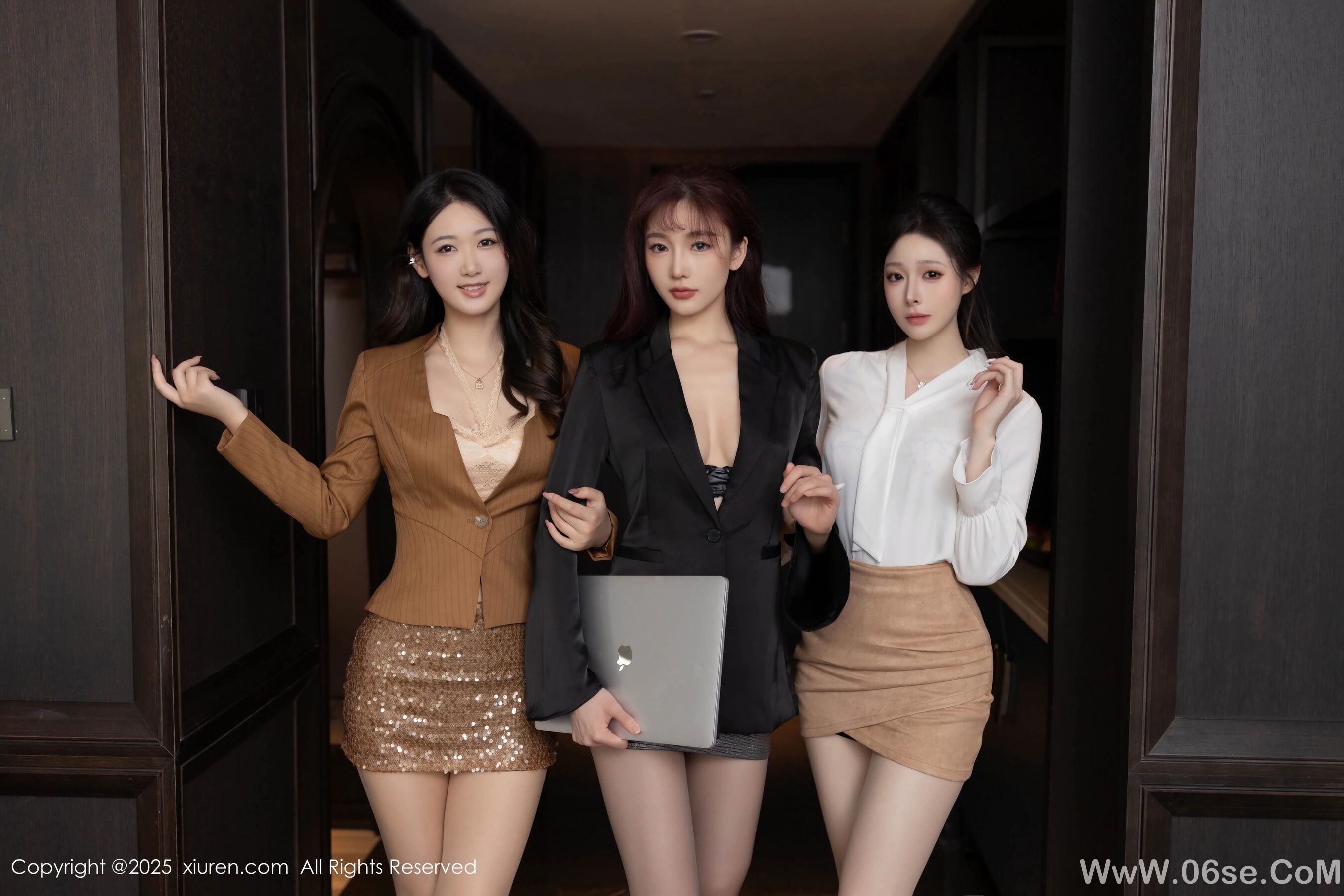 图片[2]-[Xiuren秀人网] 2025.04.30 NO.10233 小逗逗 模特合集[81P]-六色网