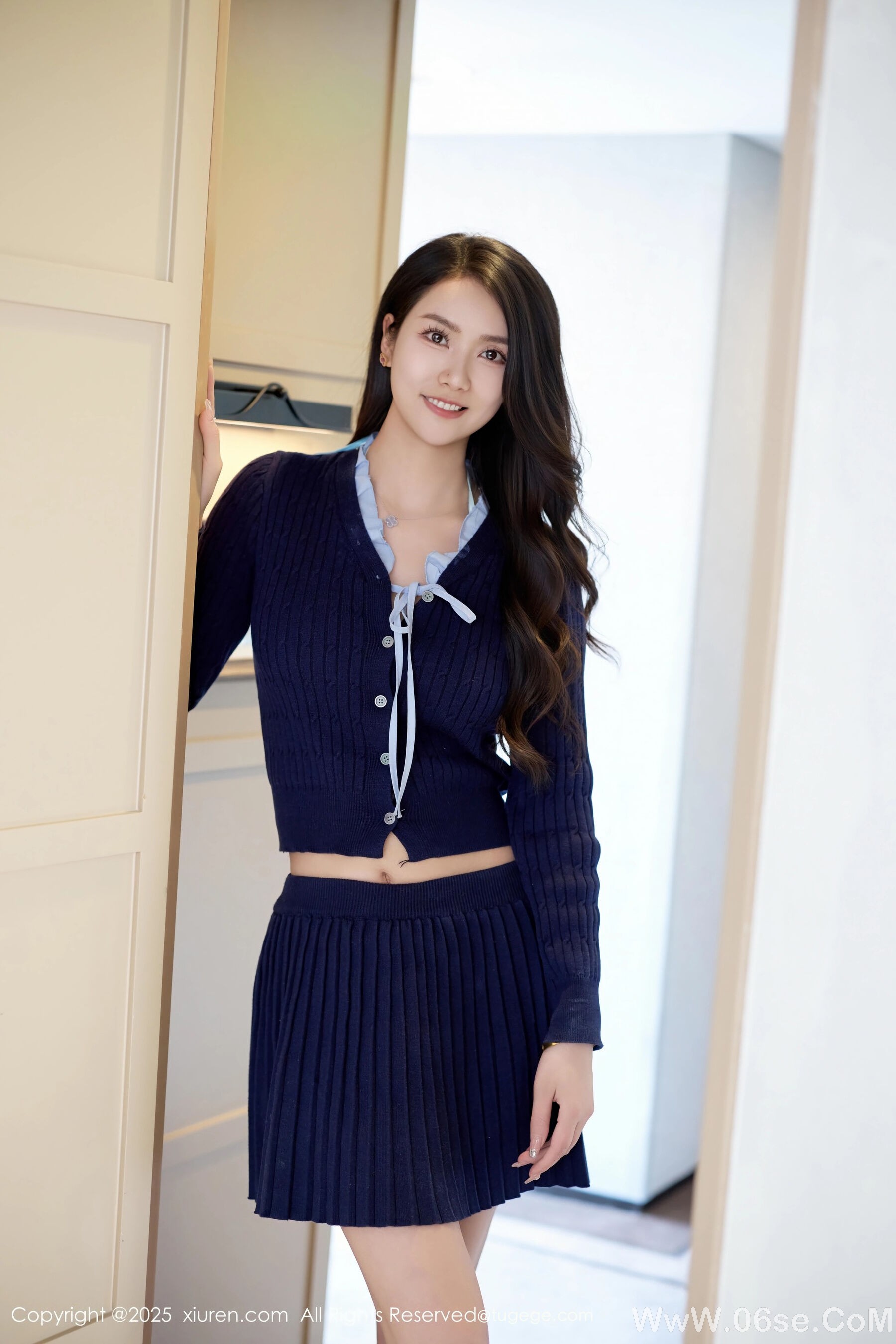 图片[9]-[Xiuren秀人网] 2025.05.07 NO.10242 方子萱[88P]-六色网