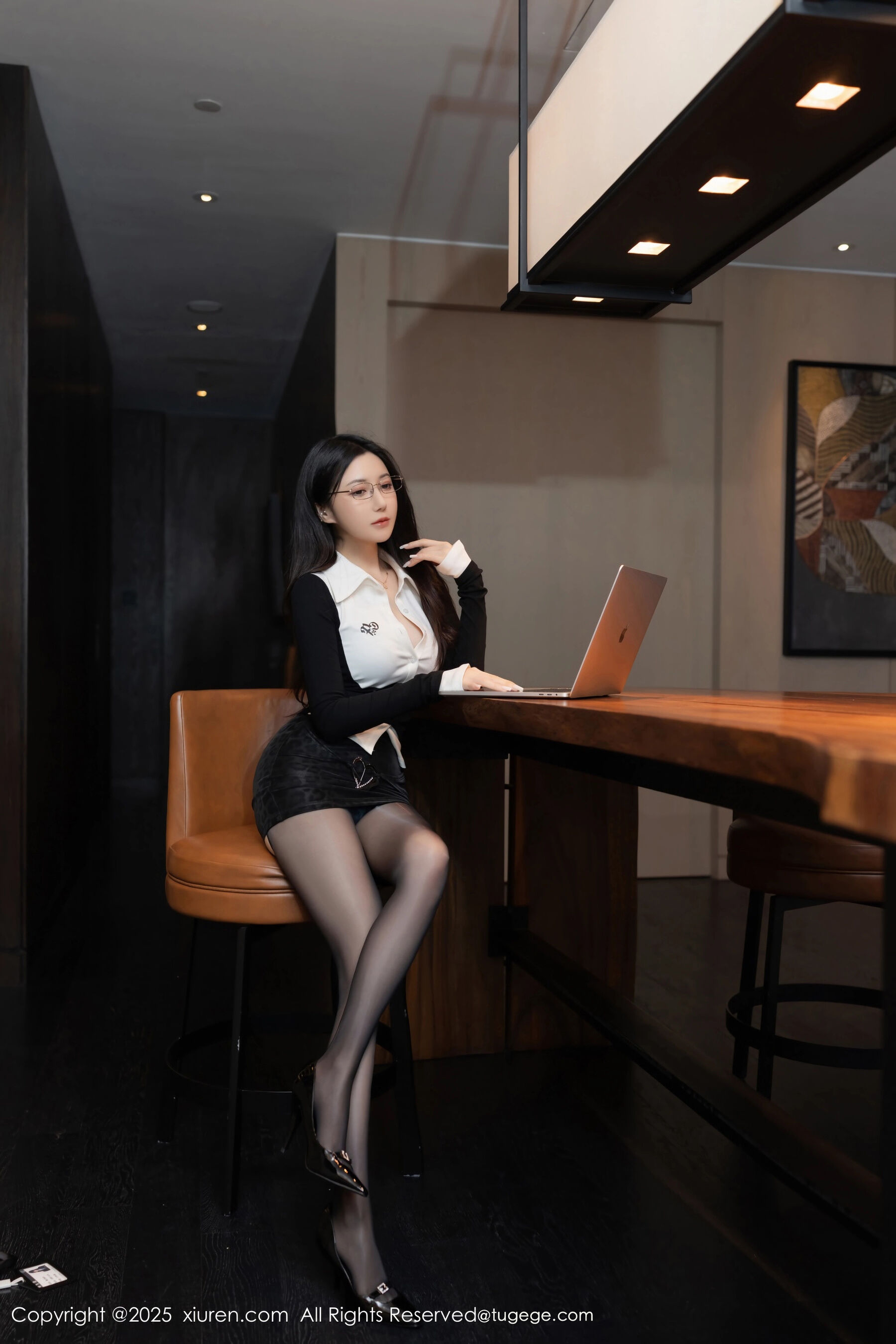 图片[2]-[Xiuren秀人网] 2025.05.29 NO.10353 鱼子酱Fish[81P]-六色网
