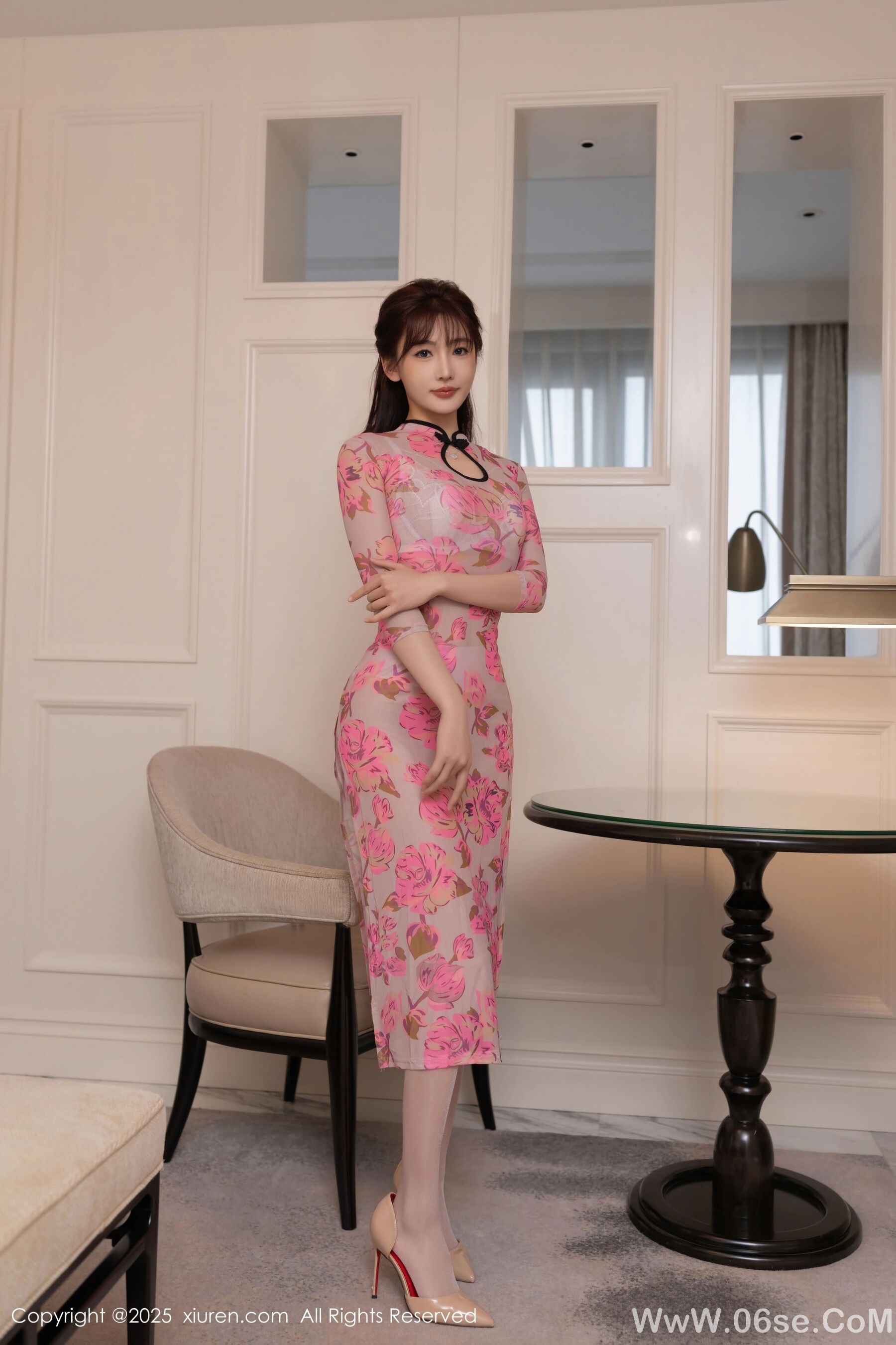 图片[2]-[Xiuren秀人网] 2025.04.24 NO.10196 陆萱萱[81P]-六色网