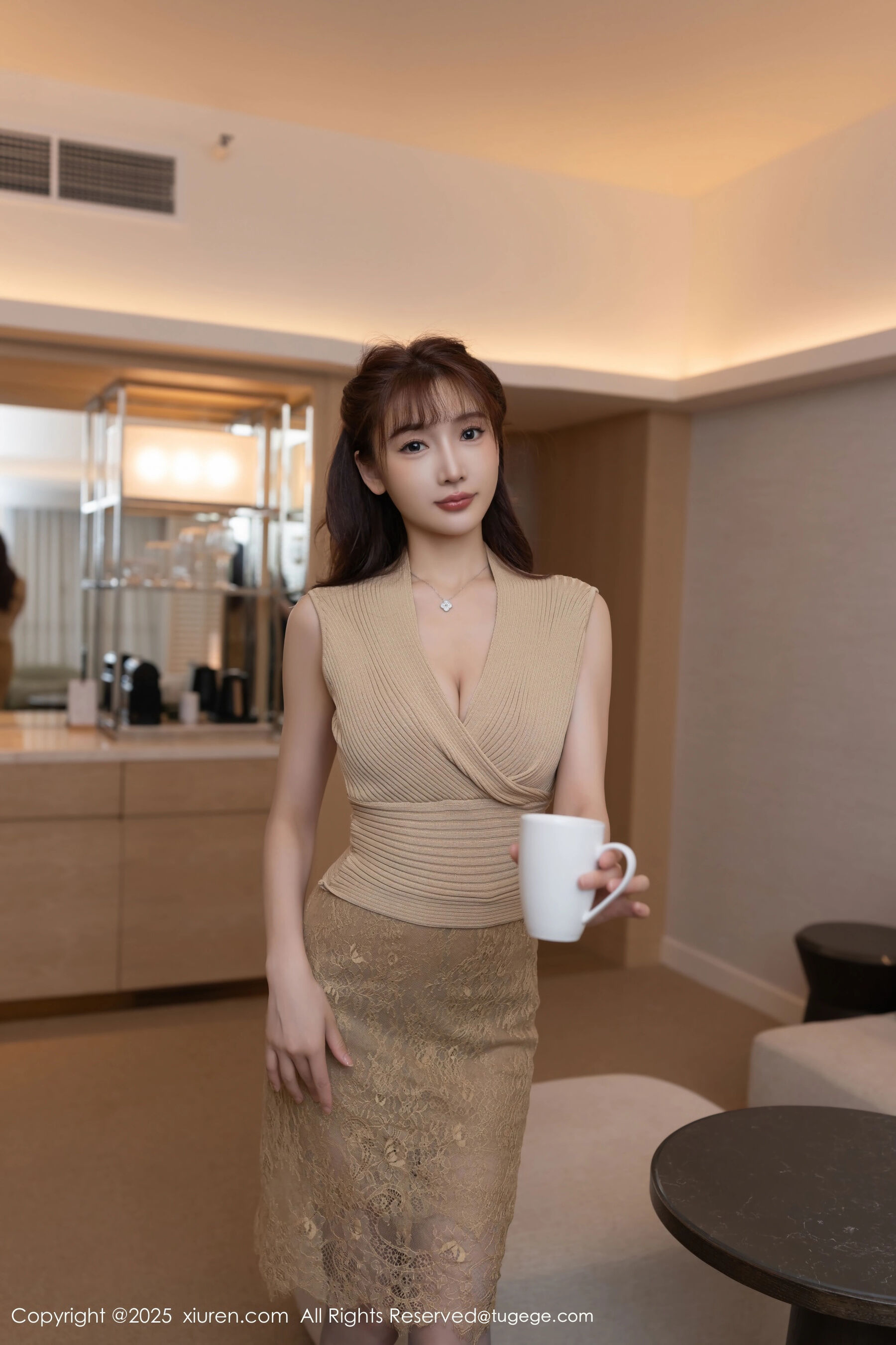 图片[4]-[Xiuren秀人网] 2025.06.05 NO.10370 陆萱萱[81P]-六色网